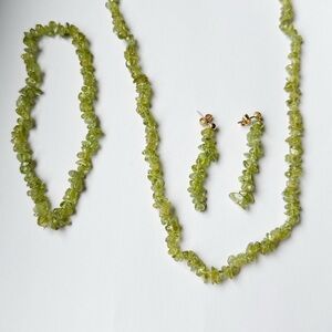 Peridot Chip Jewelry Set